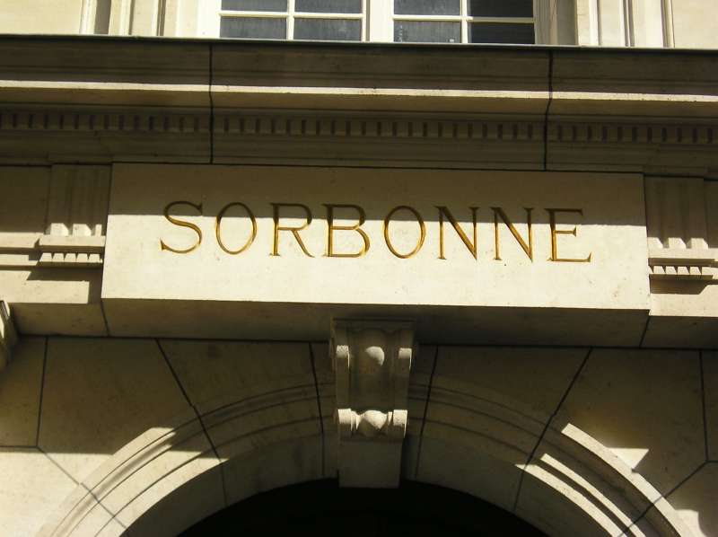 ملف:Lasorbonne photo2.jpg