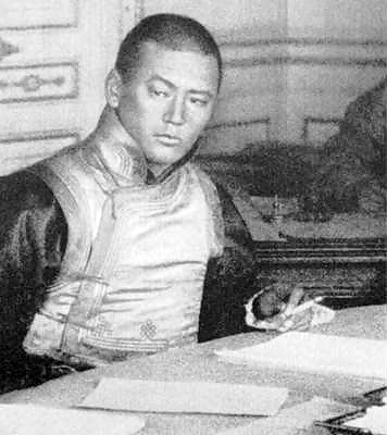 ملف:Sukhbaatar.jpg