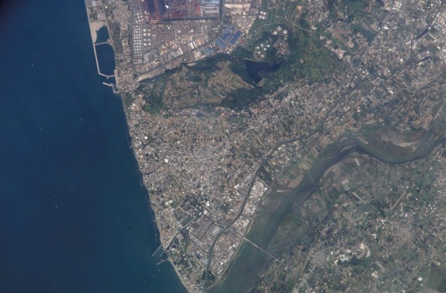 ملف:Space Radar Image of Kaohsiung Taiwan.jpg