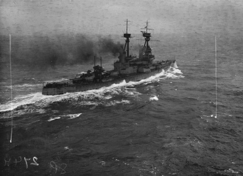 ملف:HMS Superb 1917 IWM SP 002744.jpg