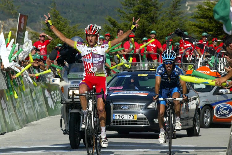 ملف:João Cabreira triunfa no Alto da Senhora da Graça.jpg