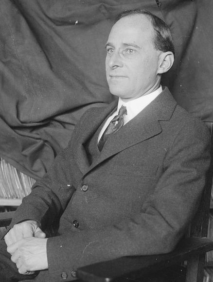 ملف:Arthur Guiterman.jpg