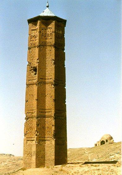 ملف:Ghazni-Minaret.jpg