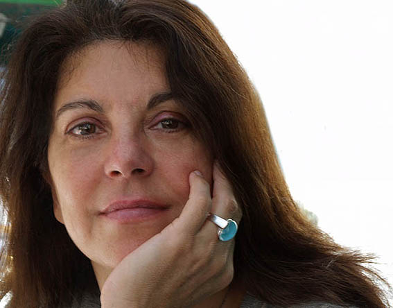 ملف:Laura Cepeda.jpg