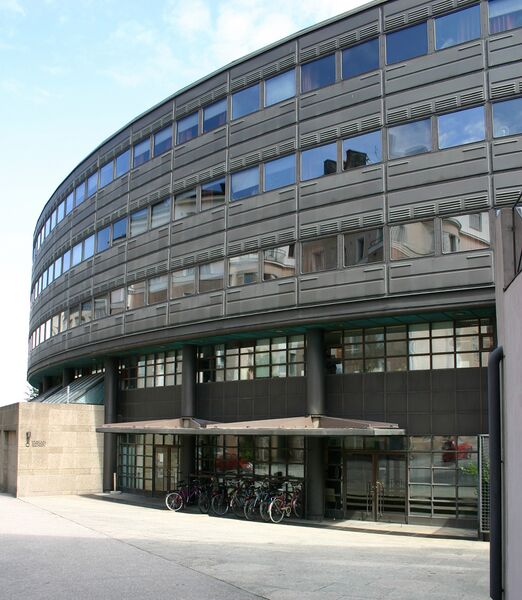 ملف:04c Ek kirjasto 2004.jpg