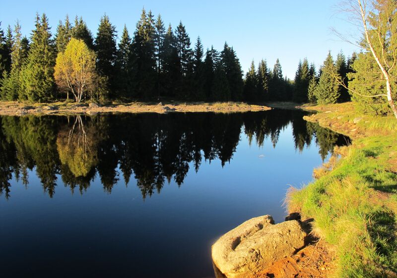 ملف:Bedrichov Reservoir (5).jpg