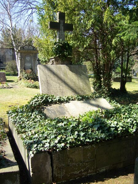 ملف:Grab Christian Leberecht Vogel.JPG