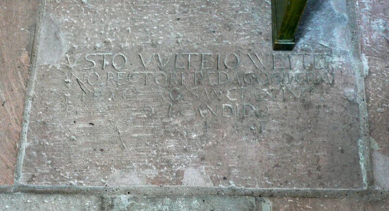 ملف:Grabstein I5 St.Michael Marburg.JPG