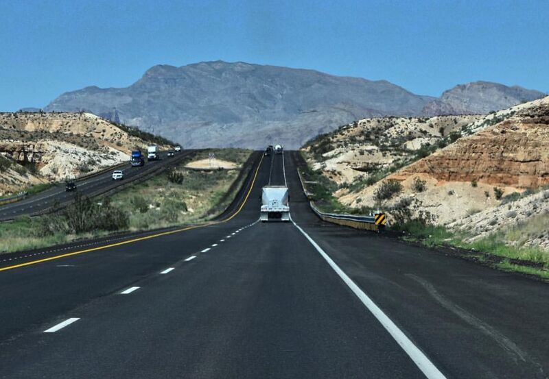 ملف:Interstate 15 Arizona.jpg