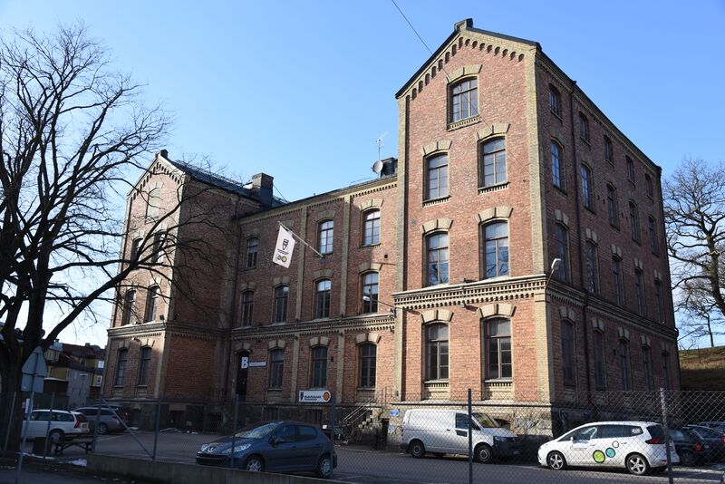 ملف:Redbergsskolan i Göteborg.jpg