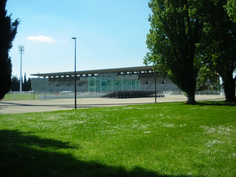 ملف:Stade Avignon.JPG
