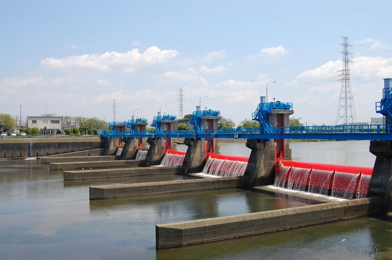 ملف:Obitu-Dam in kisarazu.JPG