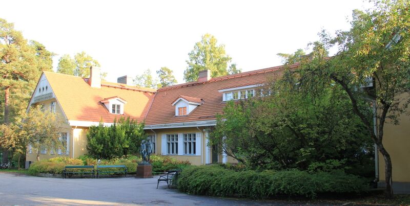 ملف:Työväen Akatemia 2.jpg