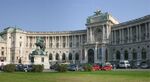 Wien Hofburg Neue Burg Heldenplatz.jpg
