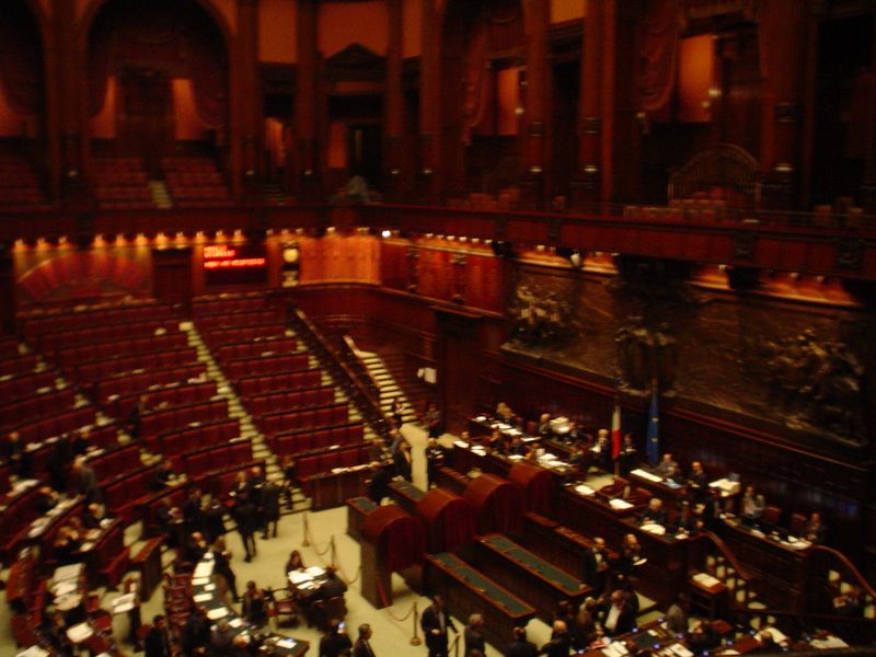 ملف:Aula Montecitorio.jpg