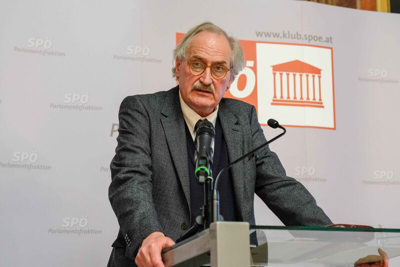 ملف:Axel Honneth 2016-04-18.jpg