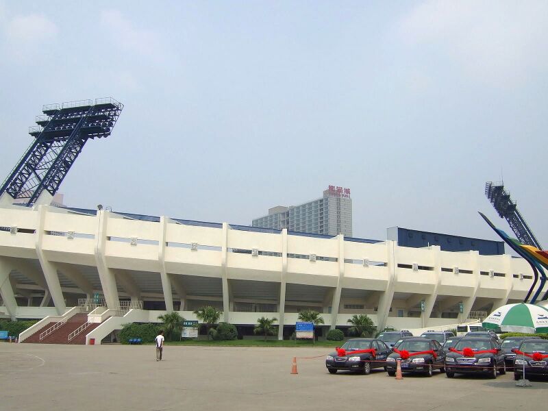 ملف:Chengdu Sports Center.JPG