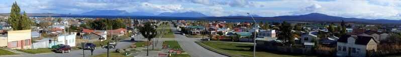 ملف:Puerto Natales banner.jpg