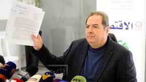 حسن مقلد من المؤتمر الصحفي بعد فرض عقوبات عليه (10 فبراير 2023)