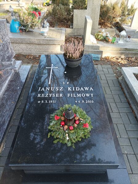 ملف:Grób Janusza Kidawy.jpg