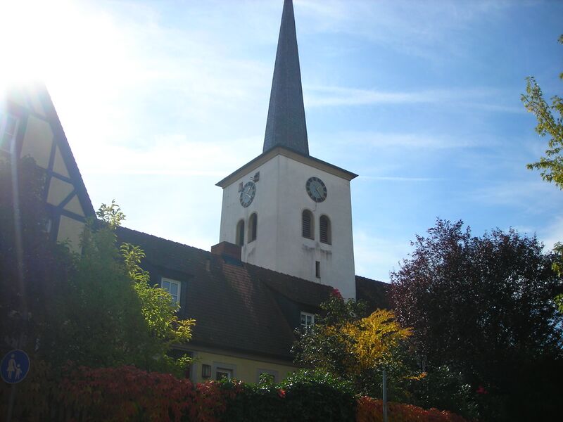 ملف:Kirche Hellmitzheim.JPG
