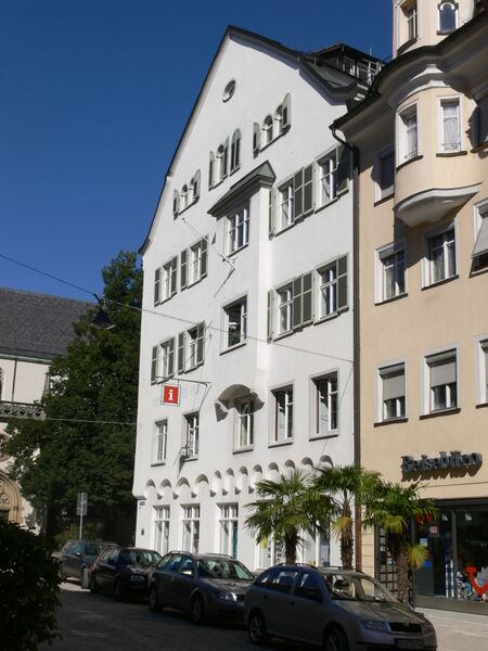 ملف:Ravensburg Weingartner Hof.jpg