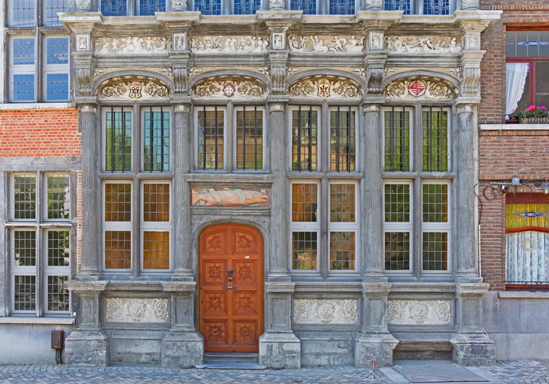 ملف:Mechelen De Zalm entrance.jpg