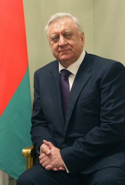 ملف:Mikhail Myasnikovich, March 2011.jpeg