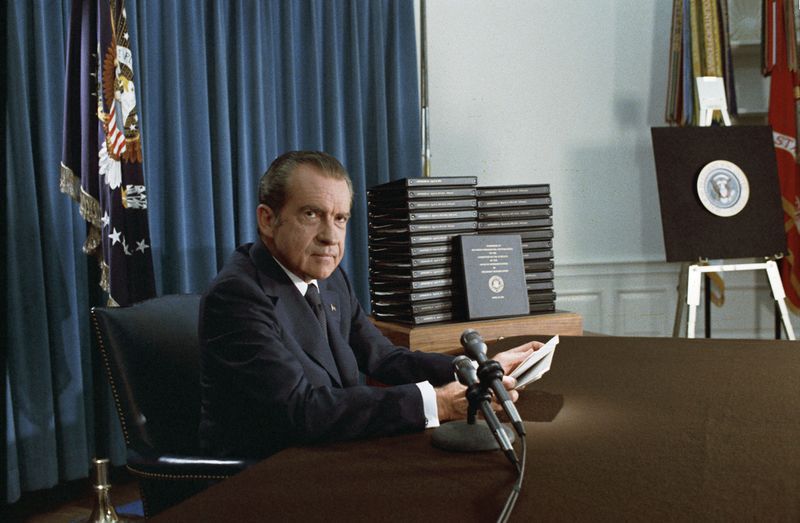 ملف:Nixon edited transcripts.jpg