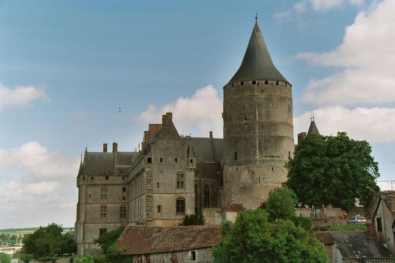ملف:Chateaudun Chateau 06.jpg