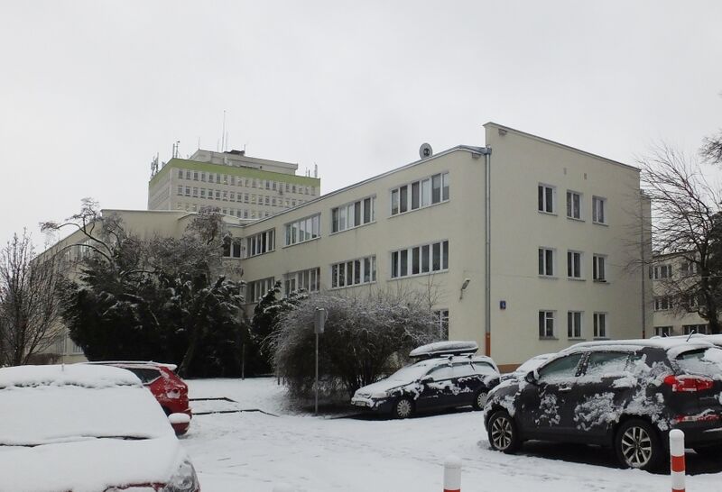 ملف:Pruszkowska 6b zima.jpg