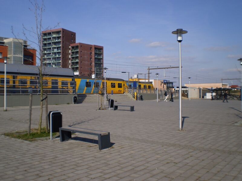 ملف:Station Apeldoorn-Osseveld.JPG