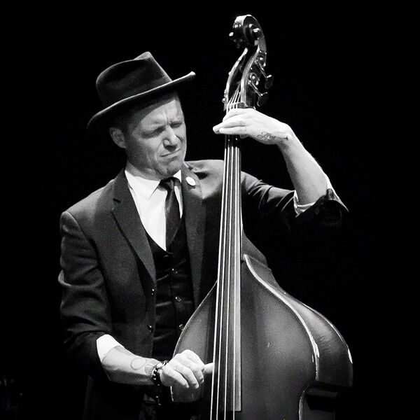 ملف:Wojtek Mazolewski Cosmopolite (215359).jpg