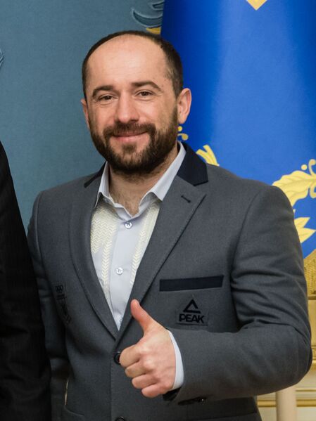 ملف:Енвер Аблаєв.jpg