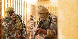 جنود من الجيش المالي.jpg