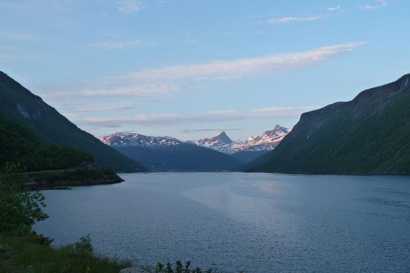 ملف:Beisfjorden01.JPG