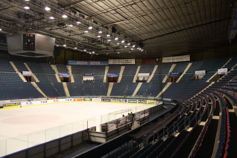 ملف:Hovet arena curve.JPG