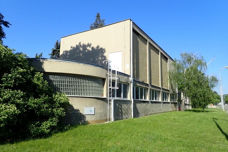 ملف:Pavilon AVU (3).jpg