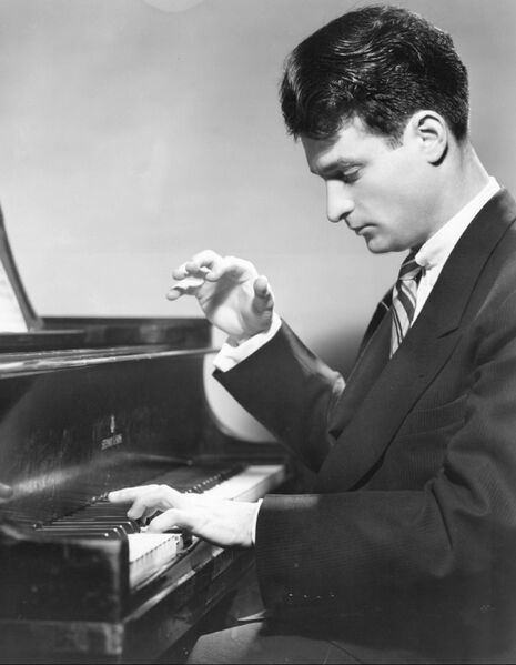 ملف:William Kapell 1948.JPG