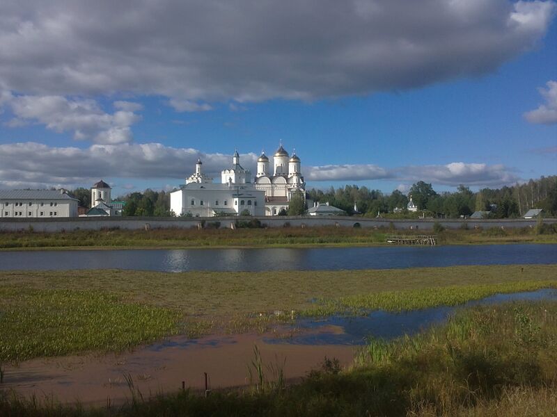 ملف:Болдинский мужской монастырь.JPG
