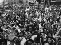 الحشود الغاضبة ضد بريطانيا العظمى في القاهرة يوم 23 أكتوبر 1951 مع استمرار التوتر في النزاع بين مصر وبريطانيا حول السيطرة على قناة السويس والسودان. استخدمت الشرطة الغاز المسيل للدموع لتفريق المتظاهرين بالقاهرة وأطلقت النيران على المتظاهرين بالإسكندرية.