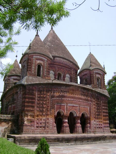 ملف:Puthia Mandirs10.JPG