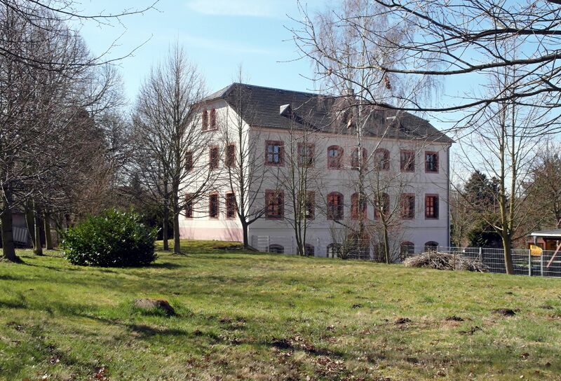ملف:20180406100DR Klostergeringswalde (Geringswalde) Herrenhaus.jpg
