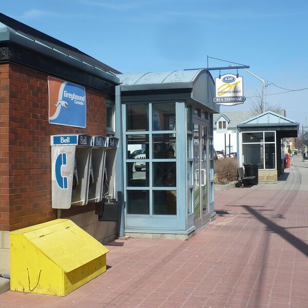 ملف:Burlington Bus terminal 2.JPG