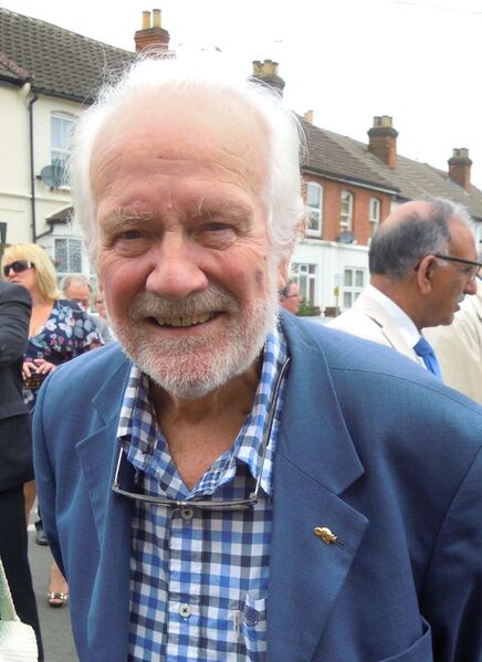 ملف:Chas McDevitt Aldershot 2017.jpg