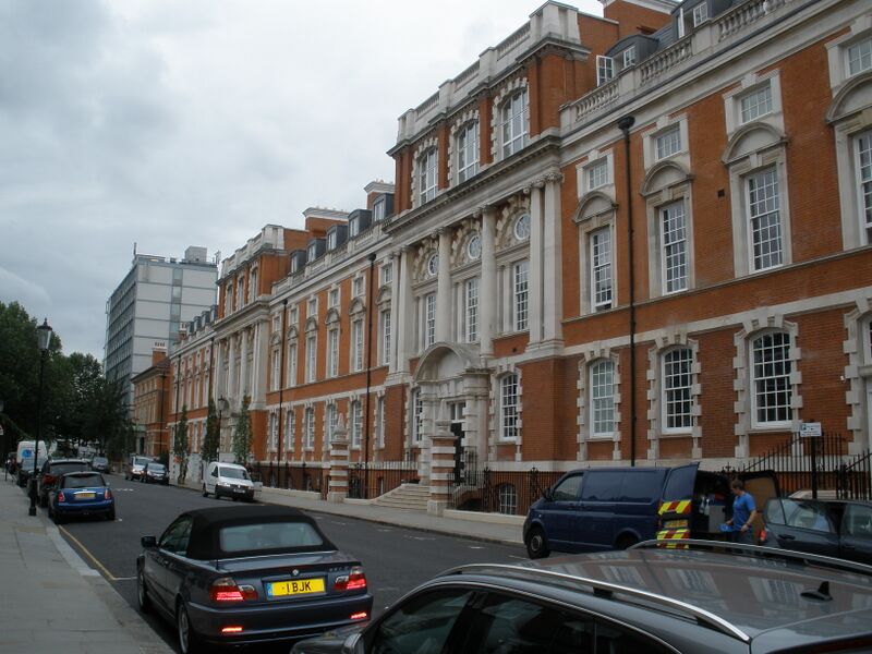 ملف:Chelsea College 2010.JPG