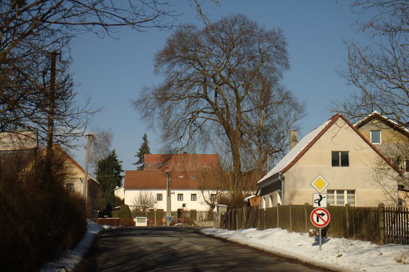 ملف:Horní Vysoké, náves.jpg