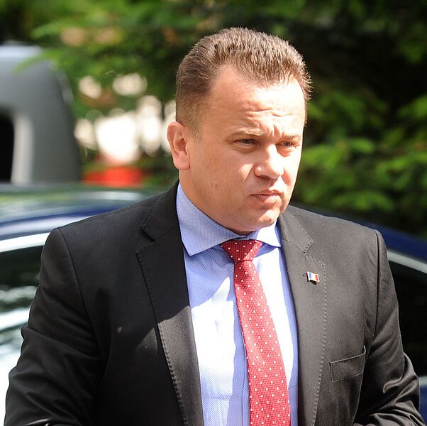 ملف:Liviu Pop (cropped).jpg