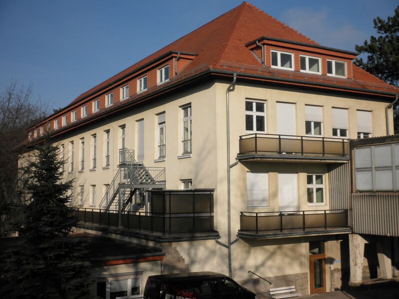 ملف:MAE Med. Klinik.JPG