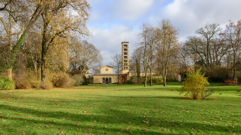 ملف:Marlygarten November 2013 01.jpg